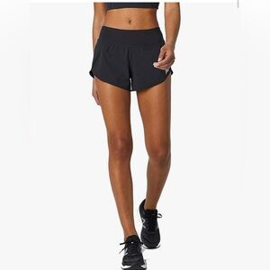 New Balance Women's Impact Run Short, 5" Inseam - Size Large